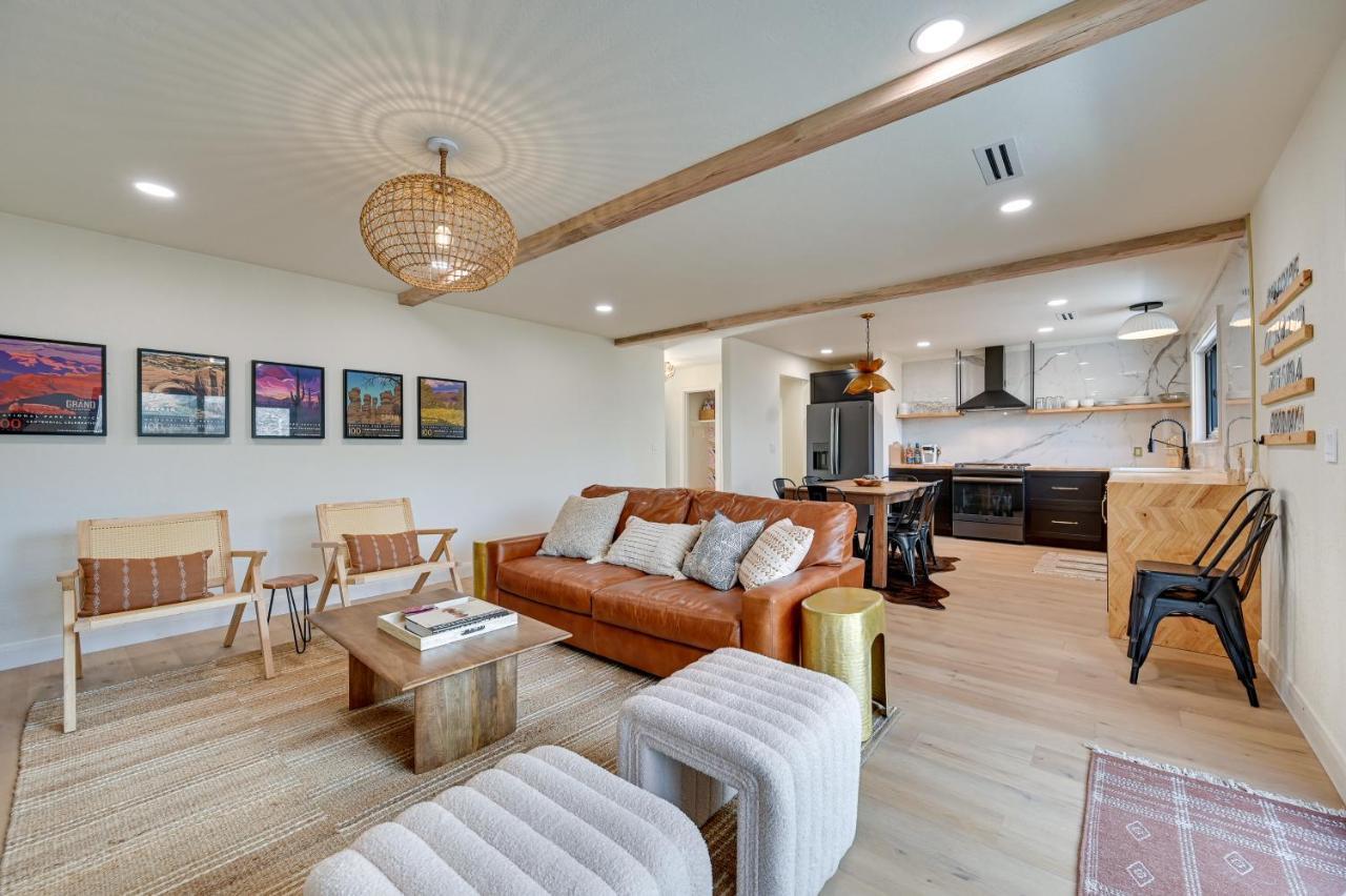Stylish Close To Hiking And Fishing! Hébergement de vacances